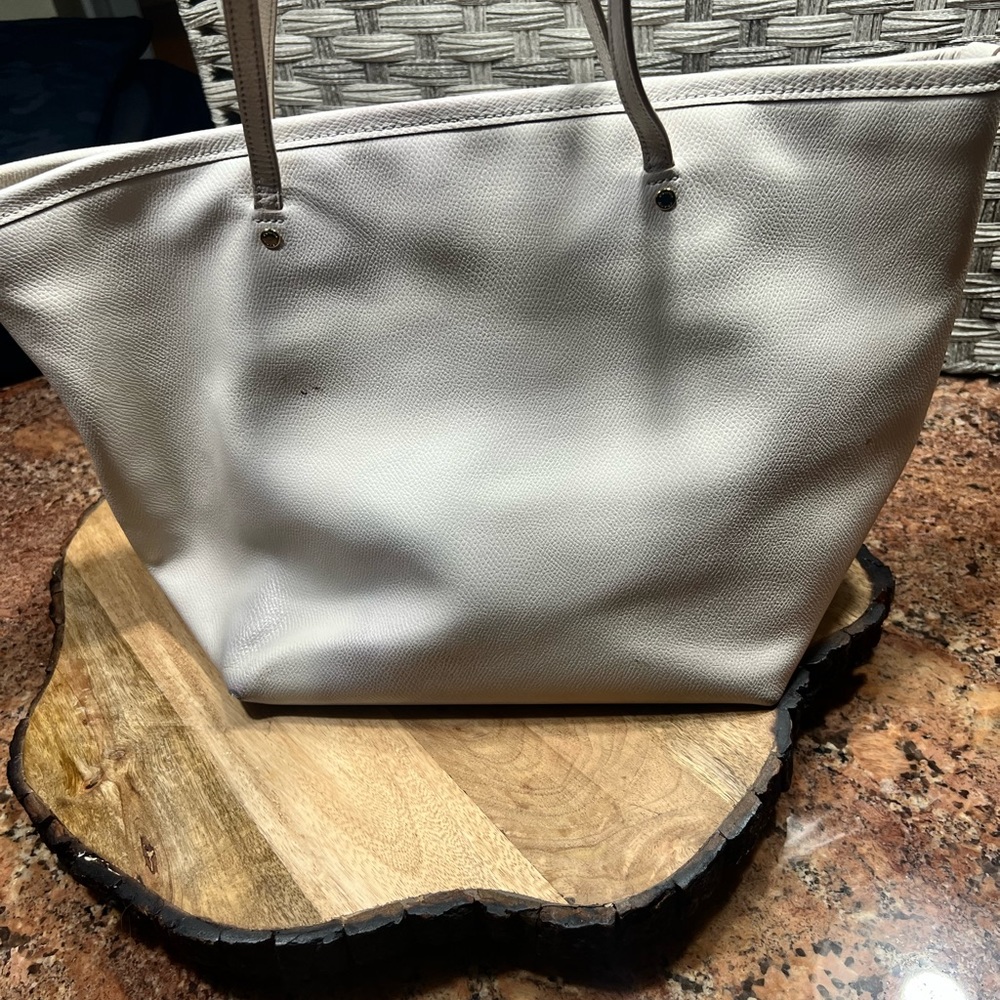 Coach white bag 11